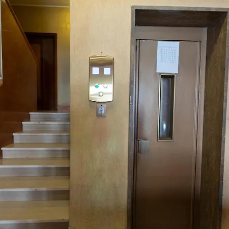 Alexandra Apartment-2